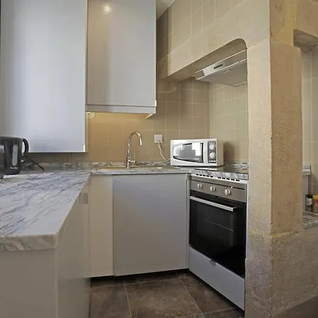 Duque-chiado Downtown